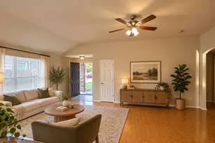 1105 Riley Dr, Garland, TX 75040 - Photo 8