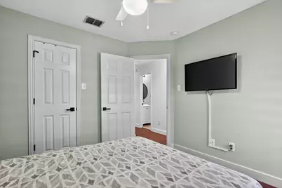 1347 Lake Forest Drive, Grand Prairie, TX 75052 - Photo 18