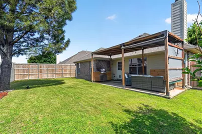 1347 Lake Forest Drive, Grand Prairie, TX 75052 - Photo 22