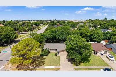 3001 Harvard Street N, Irving, TX 75062 - Photo 2