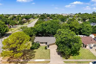 3001 Harvard St N, Irving, TX 75062 - Photo 2