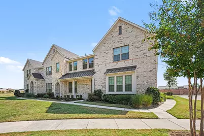 204 Venice Avenue, Flower Mound, TX 75028 - Photo 2