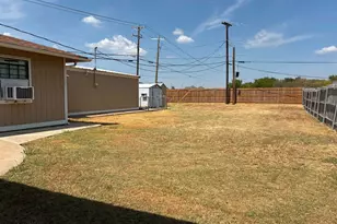 3701 Bluebell Dr, Everman, TX 76140 - Photo 34