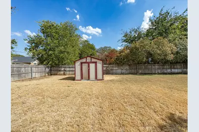 708 NW Sandra Lane, Burleson, TX 76028 - Photo 38