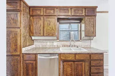 708 NW Sandra Lane, Burleson, TX 76028 - Photo 12
