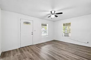 1916 Liberty St, Bonham, TX 75418 - Photo 6