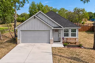100 Elm St, Lone Oak, TX 75453 - Photo 1
