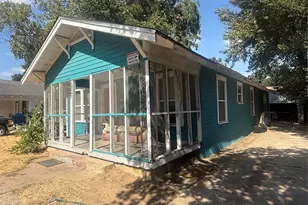 2925 Lenway St, Dallas, TX 75215 - Photo 2