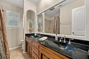 2201 Scarlet Ln, Grand Prairie, TX 75050 - Photo 28