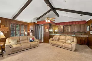 2201 Scarlet Ln, Grand Prairie, TX 75050 - Photo 24