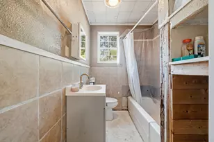925 E Walnut St, Hillsboro, TX 76645 - Photo 10