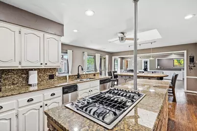 3801 Post Oak Road, Flower Mound, TX 75022 - Photo 16