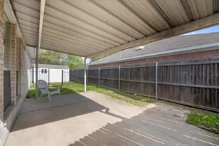 1124 Margie St, Burleson, TX 76028 - Photo 16