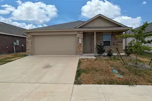 4952 Stonebridge Dr, Ennis, TX 75119 - Photo 2