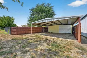 304 E Main St, Itasca, TX 76055 - Photo 36