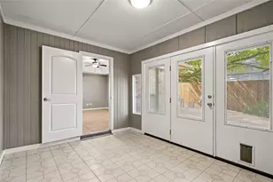 2708 Citadel Dr, Arlington, TX 76012 - Photo 16