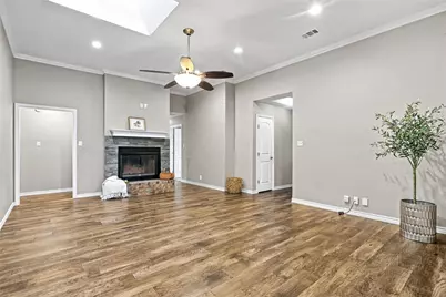 2708 Citadel Drive, Arlington, TX 76012 - Photo 6