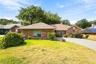 2708 Citadel Dr, Arlington, TX 76012 - Photo 2