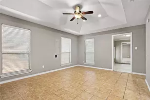 2708 Citadel Dr, Arlington, TX 76012 - Photo 10