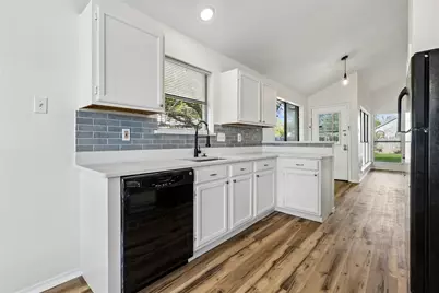 7801 Bordeaux Lane, Rowlett, TX 75089 - Photo 12