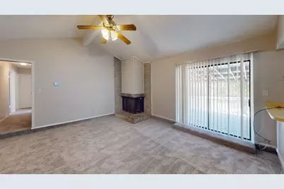 910 Shenandoah Drive, Arlington, TX 76014 - Photo 6