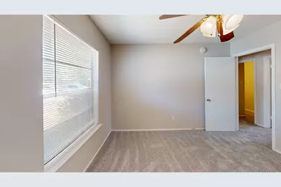 910 Shenandoah Drive, Arlington, TX 76014 - Photo 10