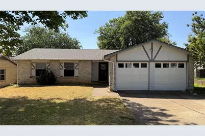 910 Shenandoah Drive, Arlington, TX 76014 - Photo 2