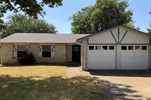 910 Shenandoah Dr, Arlington, TX 76014 - Photo 2