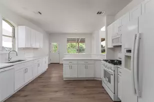 1310 Norman Cir, Arlington, TX 76014 - Photo 12