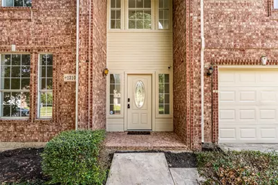 1310 Norman Circle, Arlington, TX 76014 - Photo 2