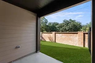 2509 Lost Maples Ln, Dallas, TX 75228 - Photo 2