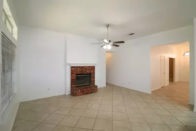 6100 Harwood Crossing Drive, Arlington, TX 76018 - Photo 24