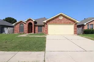 6100 Harwood Crossing Dr, Arlington, TX 76018 - Photo 1