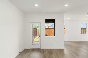2501 Lost Maples Ln, Dallas, TX 75228 - Photo 10