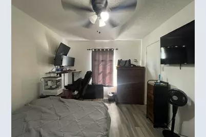 1745 Crest Grove Drive, Arlington, TX 76012 - Photo 10