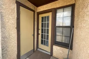 1745 Crest Grove Dr, Arlington, TX 76012 - Photo 16