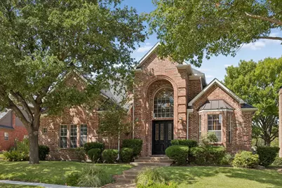 1106 Hills Creek Drive, McKinney, TX 75072 - Photo 2