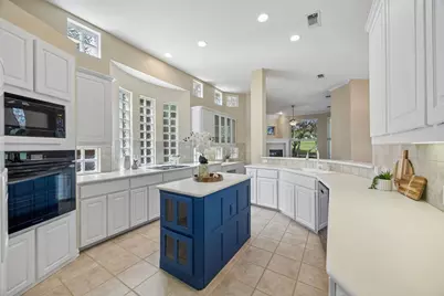 1106 Hills Creek Drive, McKinney, TX 75072 - Photo 12