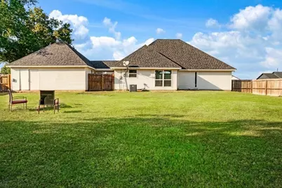720 Daniel Street, Blossom, TX 75416 - Photo 18