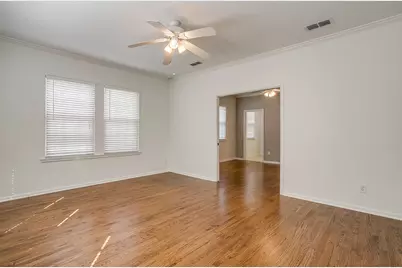 1622 Mistletoe Boulevard, Fort Worth, TX 76104 - Photo 8