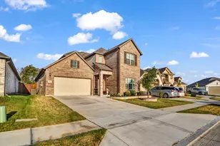 9137 Rock Nettle Dr, Fort Worth, TX 76131 - Photo 2