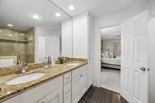 9336 Heatherdale Dr, Dallas, TX 75243 - Photo 16