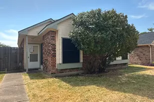 1422 Windmill Ln, Mesquite, TX 75149 - Photo 1