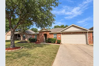 1314 Maple Terrace Drive, Mansfield, TX 76063 - Photo 2