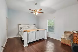 1414 Record Crossing Rd, Dallas, TX 75235 - Photo 8