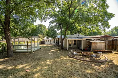 805 NW 14th Street, Grand Prairie, TX 75050 - Photo 38