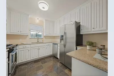 6316 Tosca Drive, Haltom City, TX 76180 - Photo 10