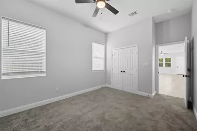 914 E Tucker Street, Fort Worth, TX 76104 - Photo 4