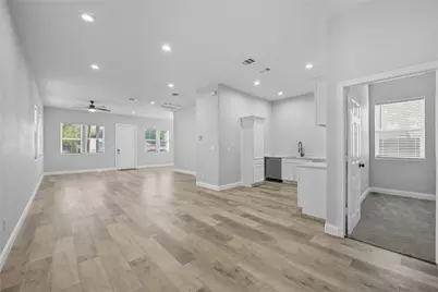 914 E Tucker Street, Fort Worth, TX 76104 - Photo 14