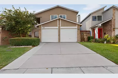 2010 Via Corona, Carrollton, TX 75006 - Photo 2